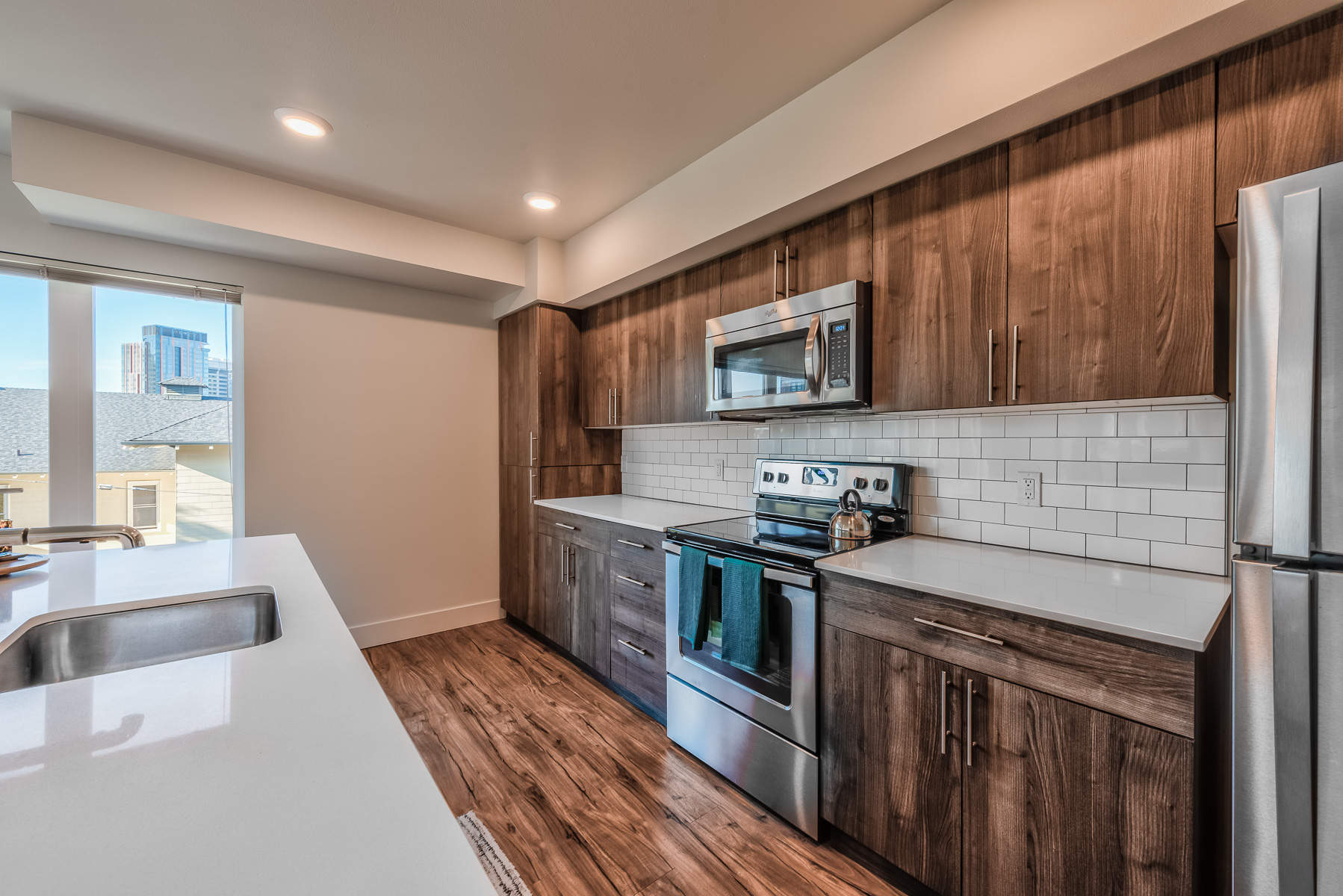 1430 Summit Ave HDR Seattle-39